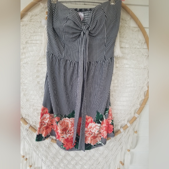 Dresses & Skirts - Coastal Striped Floral Strapless Dress Size Large
